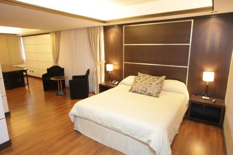 Asuncion Internacional Downtown Hotel Habitación foto